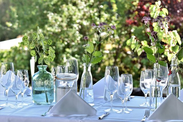 9 Tipps: So wird die Gartenparty ein voller Erfolg